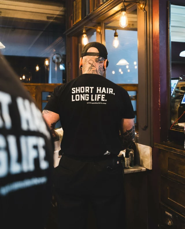 We're rolling into the Bank Holiday with well oiled clipped and scissors in-hand ✂️⁠
⁠
Open normal times at:⁠
Dame Court⁠
Ormond Quay⁠
Castleknock⁠
Prussia Street⁠
⁠
We'll see you soon ☘️